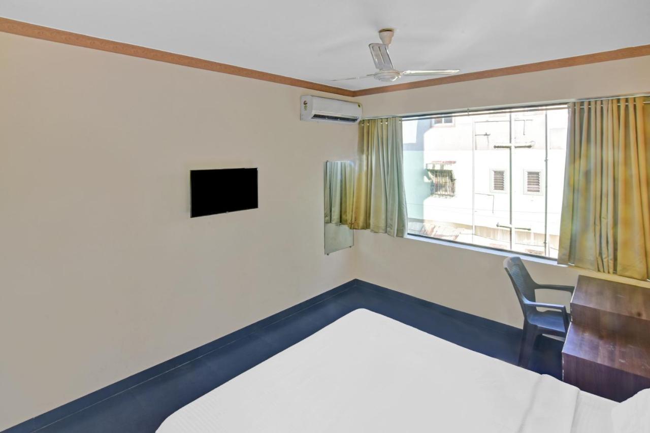 Capital O 85357 Hotel Sai Datta กาลังกูติ ภายนอก รูปภาพ